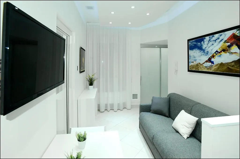 Excellence White Pettinari Apartment Rome 0*,  Italy